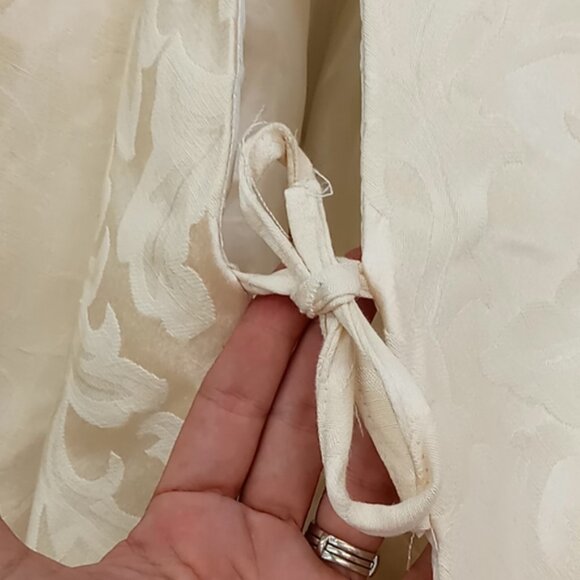 Holiday Christmas Tree Skirt with Fringe - Picture 6 of 6